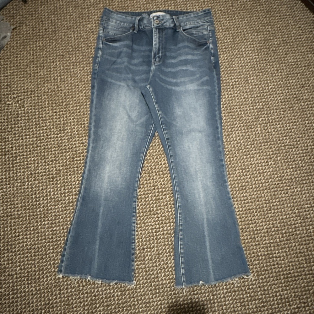 Kancan Womens Size 14 Blue Medium Wash Split Hem Flare Denim Jeans Pockets